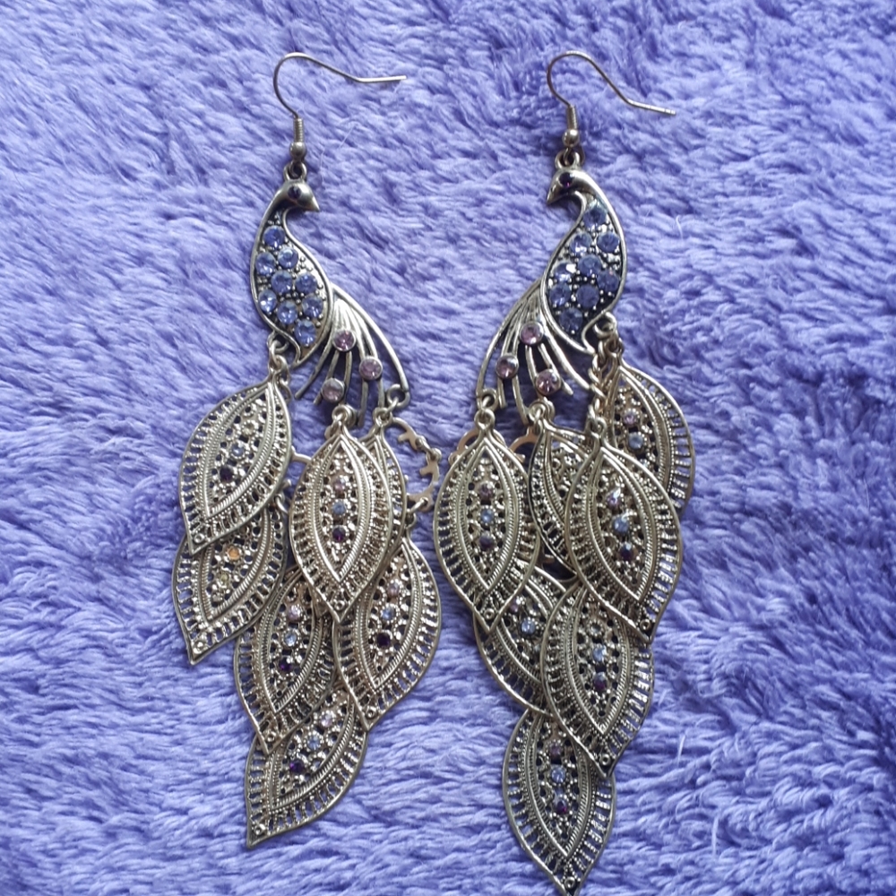👽3/$25👽 Gold peacock earrings